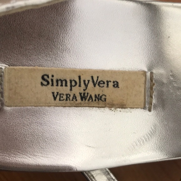 Shoes - Picture 4 of 8